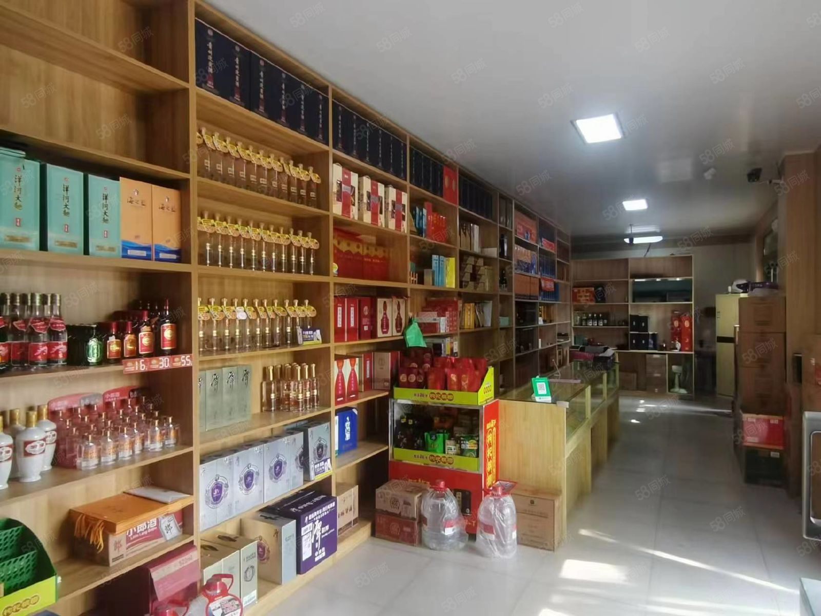 烟酒店门庭冷落背后的经营智慧 利润、门头与朋友关系的巧妙结合